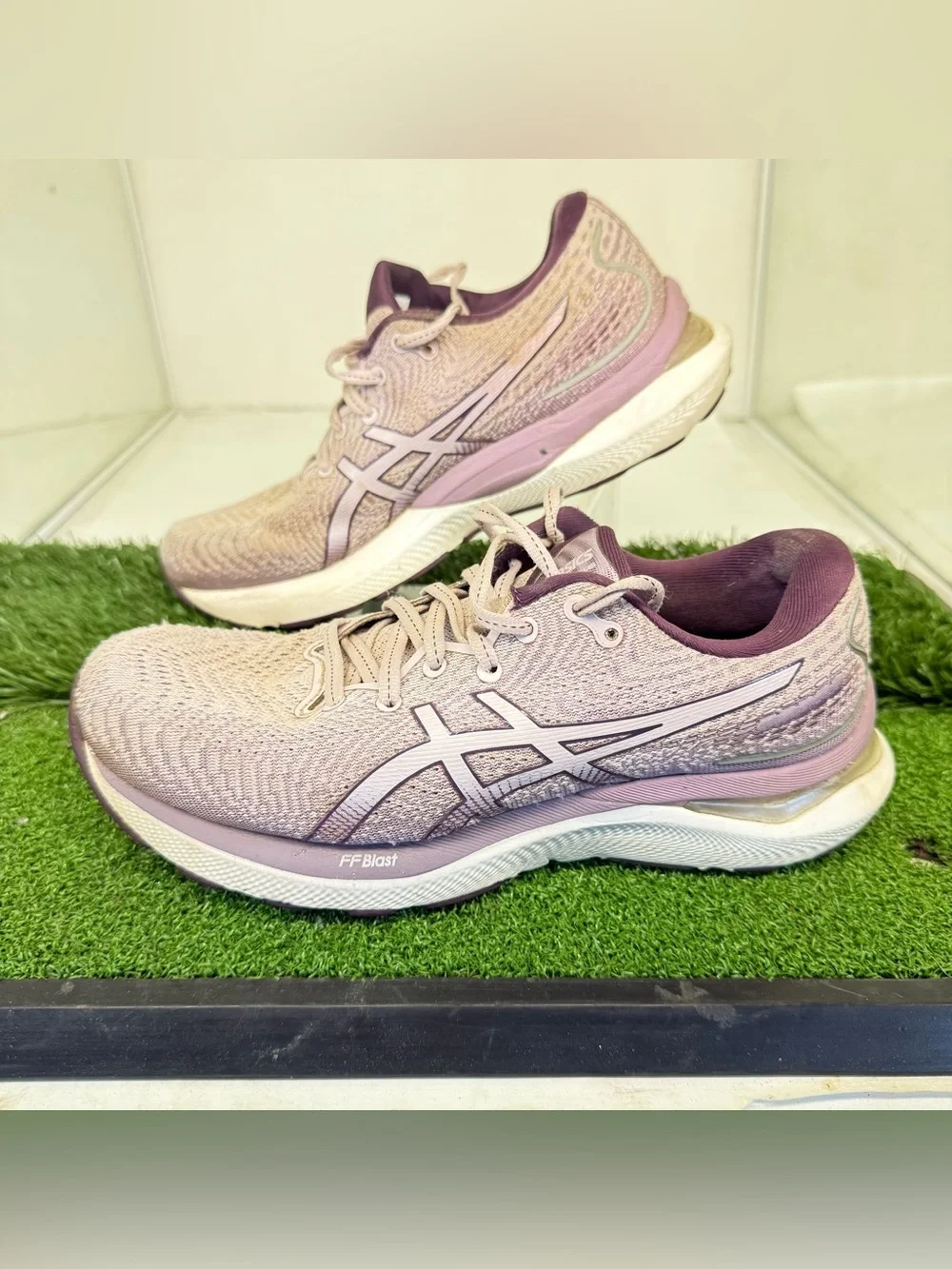 Asics Gel-Cumulus 24 Womens Size 7.5 Purple Athletic Running Shoes Sneakers